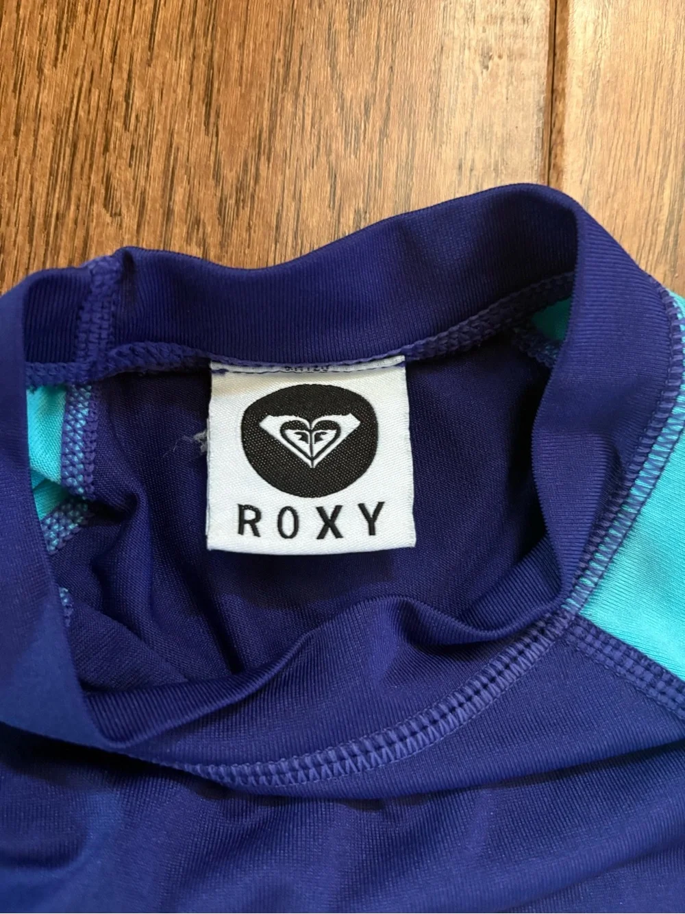 Girls Roxy Long Sleeve Rash Guard size 8